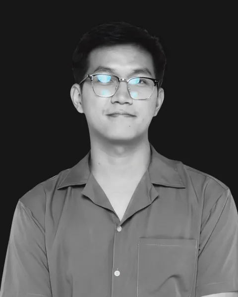 มหศักดิ์ พรมชัย (Mahasak) — Creative Manager